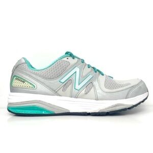 NEW BALANCE W1540v2 Snickers Running Shoes, Silver and Mint Green
